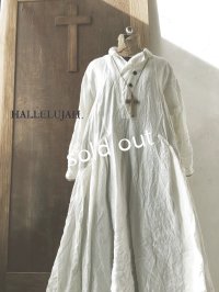 HALLELUJAH／1800年代　Robe de Berger「羊飼いのローブ」chambray white