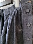 画像3: ROBE DE TRAVAIL／刺繍とボタンのスカート