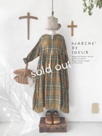 MARCHE' DE SOEUR／スキッパーギャザーワンピース・オータムチェック