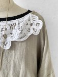 画像4: 【30%OFF SALE】MARCHE' DE SOEUR／バテンレースのワンピース・若草ベージュ