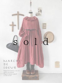 MARCHE' DE SOEUR／ラッフルウエストリボンワンピース・ファナージュダークレッド