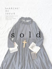 MARCHE' DE SOEUR／ラッフル襟のワンピース・デニム