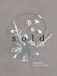 toromeco／アンティークレースとメタルボタンのネックレス