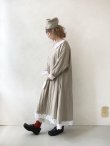 画像12: 【30%OFF SALE】MARCHE' DE SOEUR／バテンレースのワンピース・若草ベージュ (12)