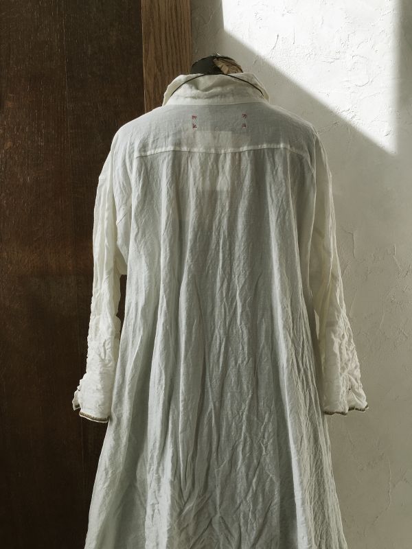 HALLELUJAH／1800年代 Robe de Berger「羊飼いのローブ」chambray 