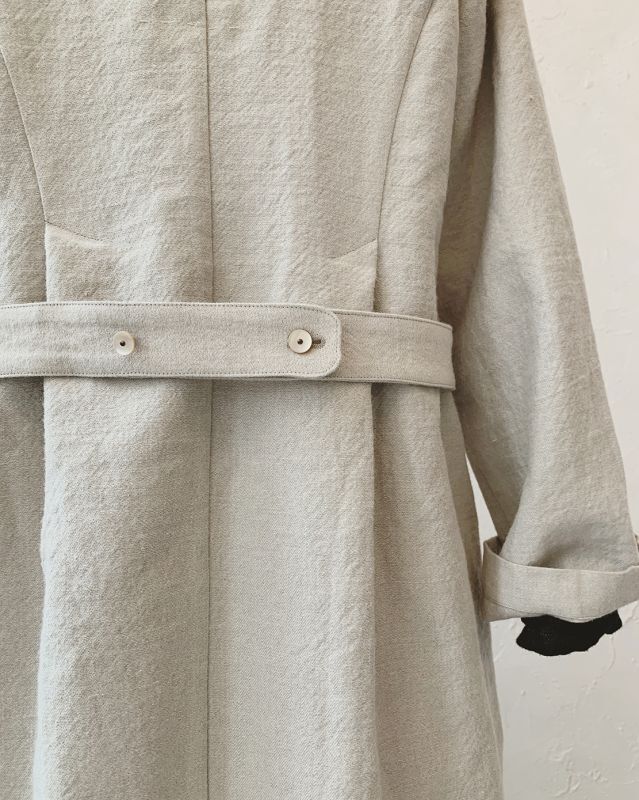 the last flower of the afternoon／寂然たる robe coat・off white