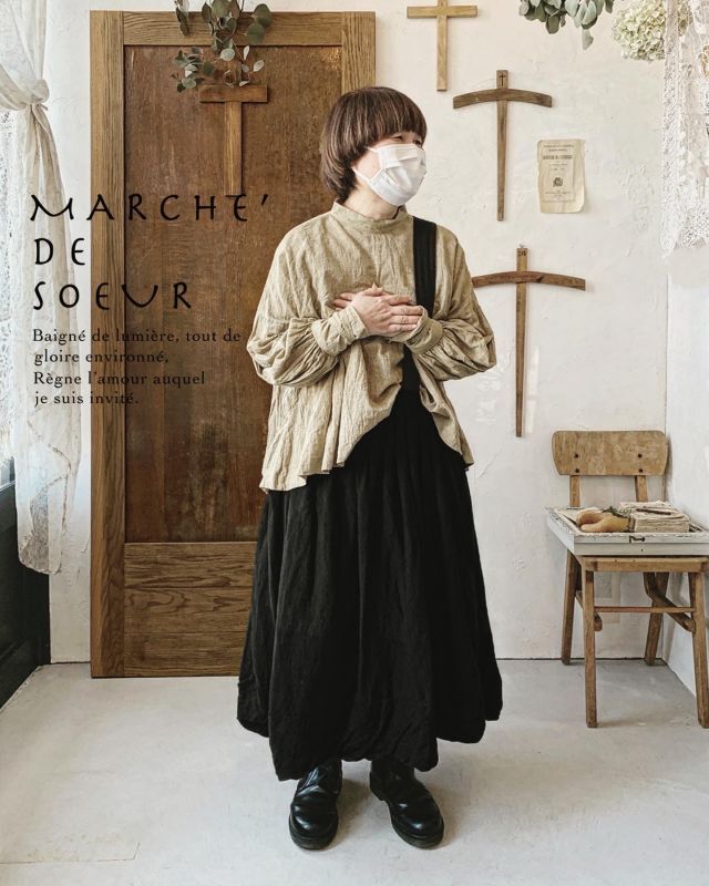 MARCHE' DE SOEUR／カフスプルオーバー・ファナージュ生成り