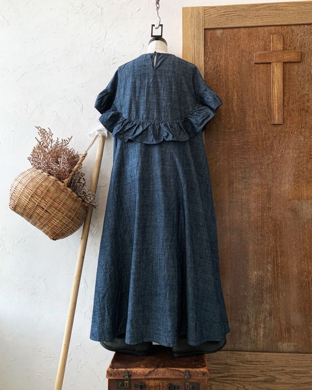 再入荷未定】フリルヨークワンピース・ネイビーデニム - MARCHE' DE SOEUR